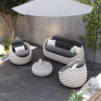 Muxing Gartenlounge Set 4-teilig mit 2 Einzelsesseln, Dreisitzer-Sofa und Couchtisch, Wasserabweisend, Ideal für Garten, Terrasse und Hof
