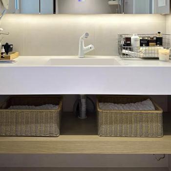 MuXing Waschbecken Set – Keramik-Waschbecken, LED-Spiegel mit Anti-Beschlag, wandhängend, mit Stauraumregal【C458】