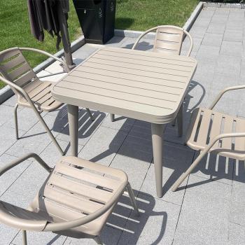 Preview: MuXing 5-teiliges Gartenmöbel-Set – 4 Einzelsessel, 1 Tisch, Outdoormöbel, Terrassenmöbel, Essgruppe für den Garten Witterungsbeständig Beige L80cm /KLNZY80/